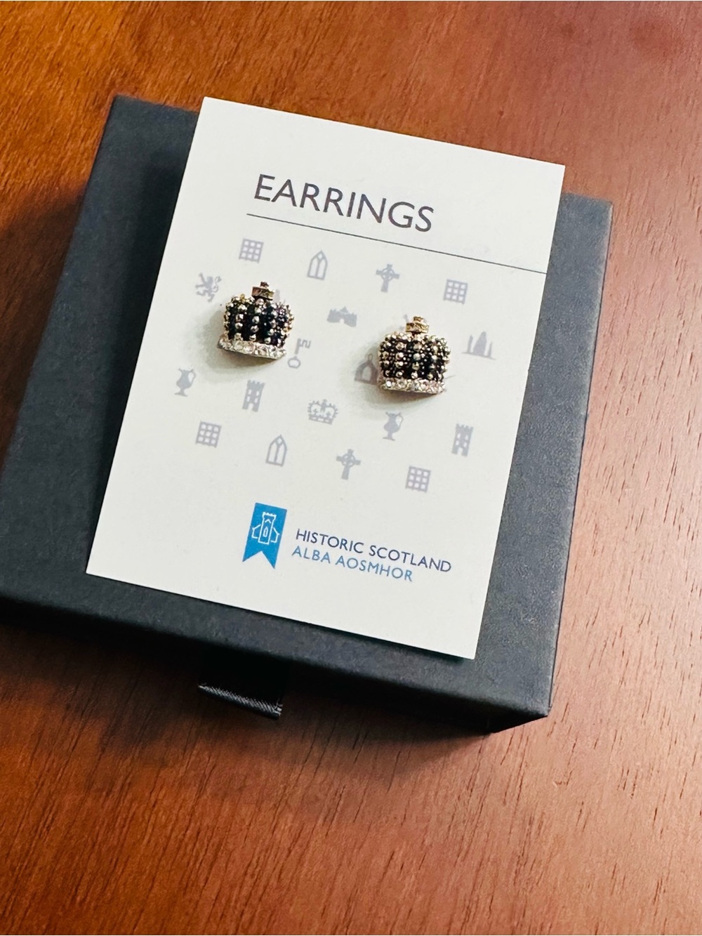 Historic Scotland Crown Stud Earrings - Black and Gold
